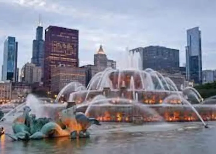 Homestay A Hidden Gem, Approx 15 Mins To Downtown Chicago! Chicago